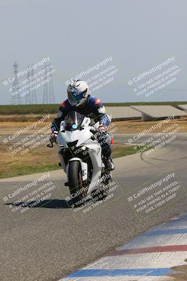 media/Sep-10-2023-Pacific Track Time (Sun) [[44210541ad]]/Group C/1240pm (Wheelie Bump)/